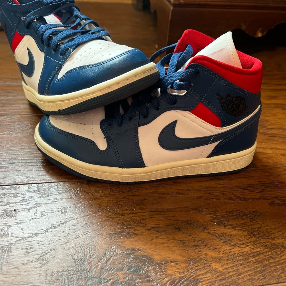 Nike White and Navy High-Top Sneakers